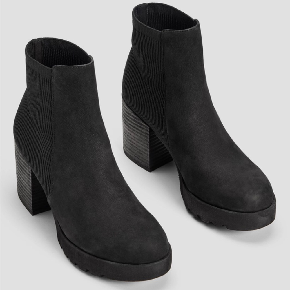 Eileen Fisher Black Suede Platform Ankle Boots